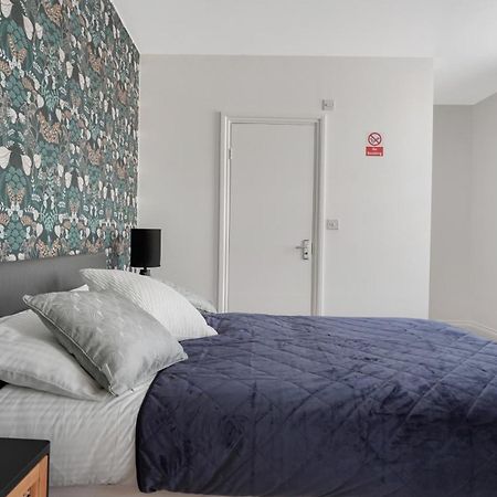 Comfy Double En-Suite Room In Barking Баркінг Екстер'єр фото