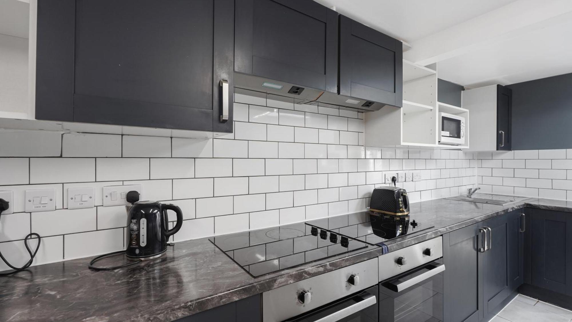 Comfy Double En-Suite Room In Barking Баркінг Екстер'єр фото